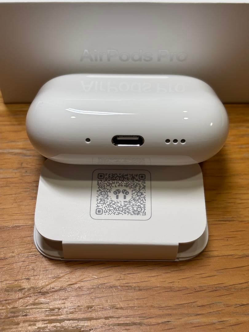 新品　AirPods Pro 3 正規品　充電ケースのみ