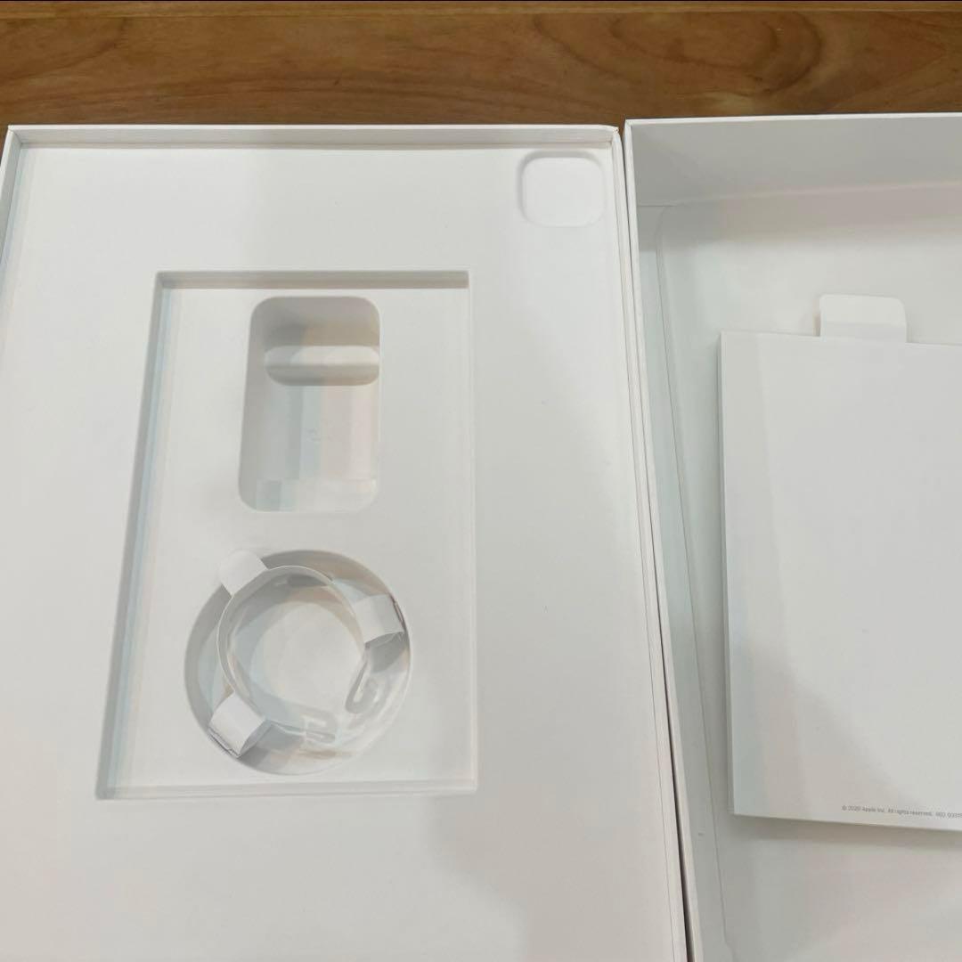 iPad Pro (第4世代) 12.9インチ 256GB シルバー WiーFi