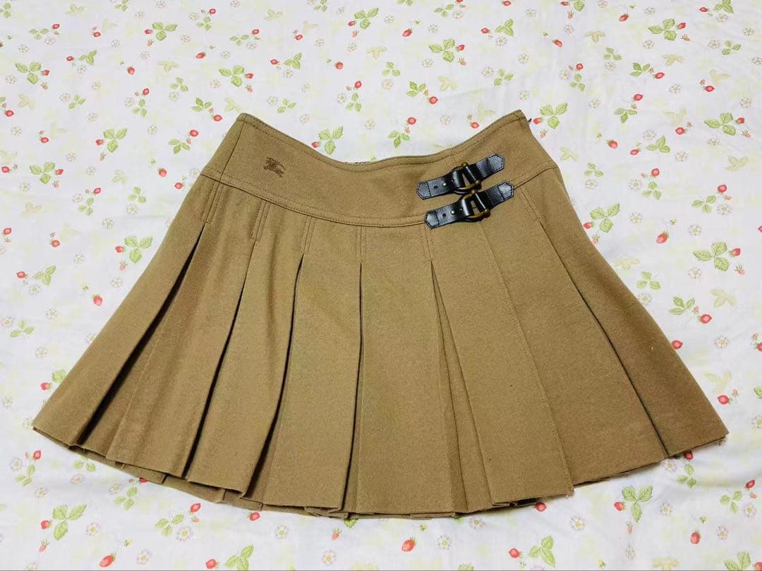 BURBERRY ベージュ プリーツスカート 36