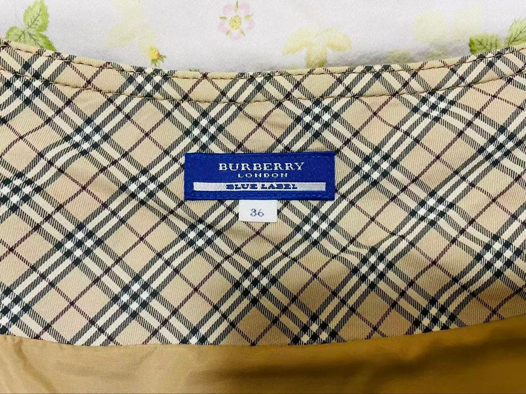 BURBERRY ベージュ プリーツスカート 36