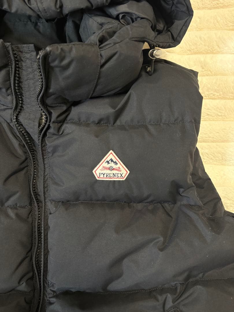 【メンズ　ダウンベスト】PYRENEX