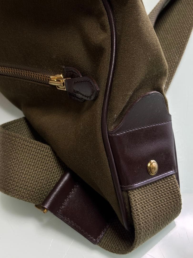 GANZO ボディバッグ オリーブ色　MILLE MIGLIA