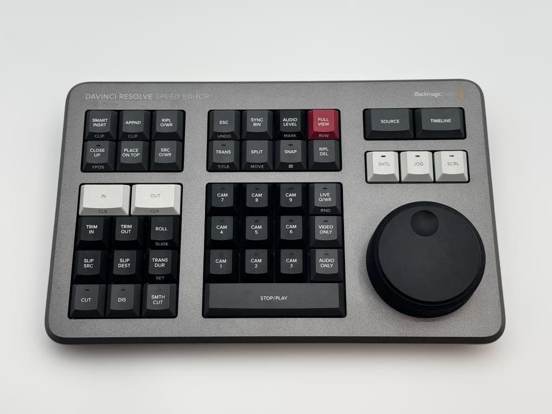 1*3様 DaVinci Resolve Speed Editor 動画編集コン