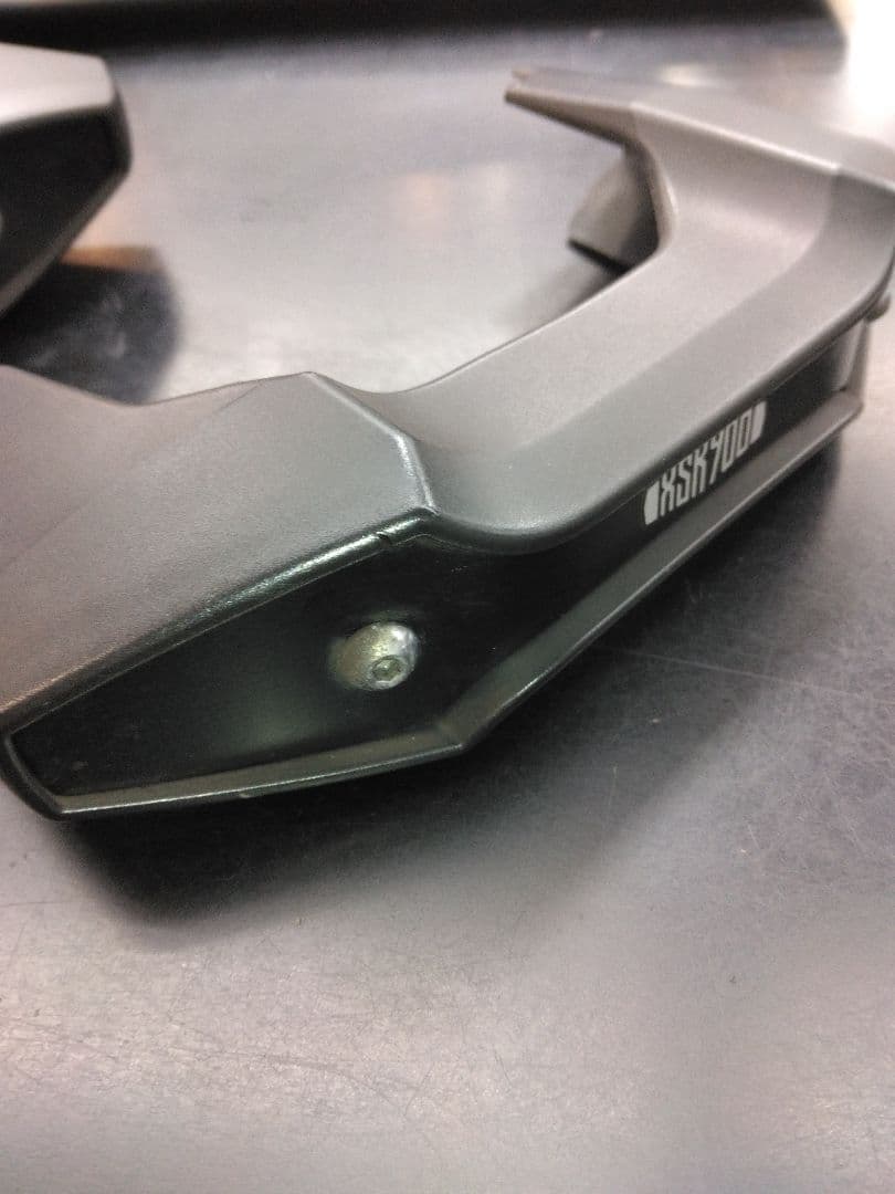 ヤマハ～21XSR900サイドスライダー　中古品