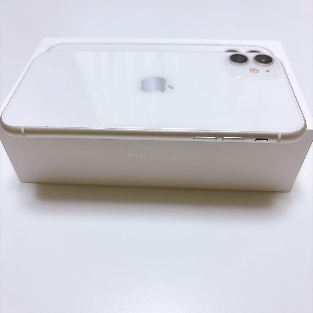 iPhone11 128G SIMフリー ホワイト 付属品有り