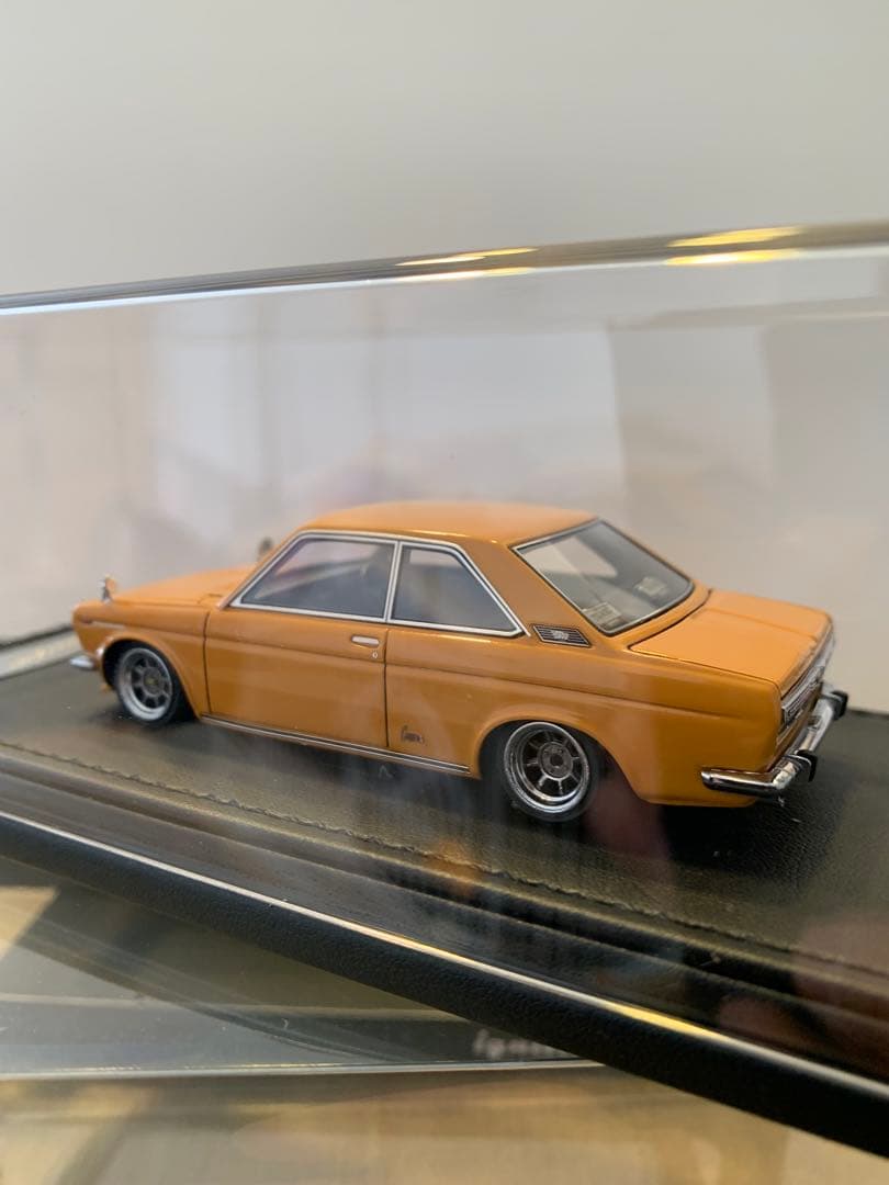 イグニッションモデル　1/43 ブルーバード　クーペ KP510 ブラウン