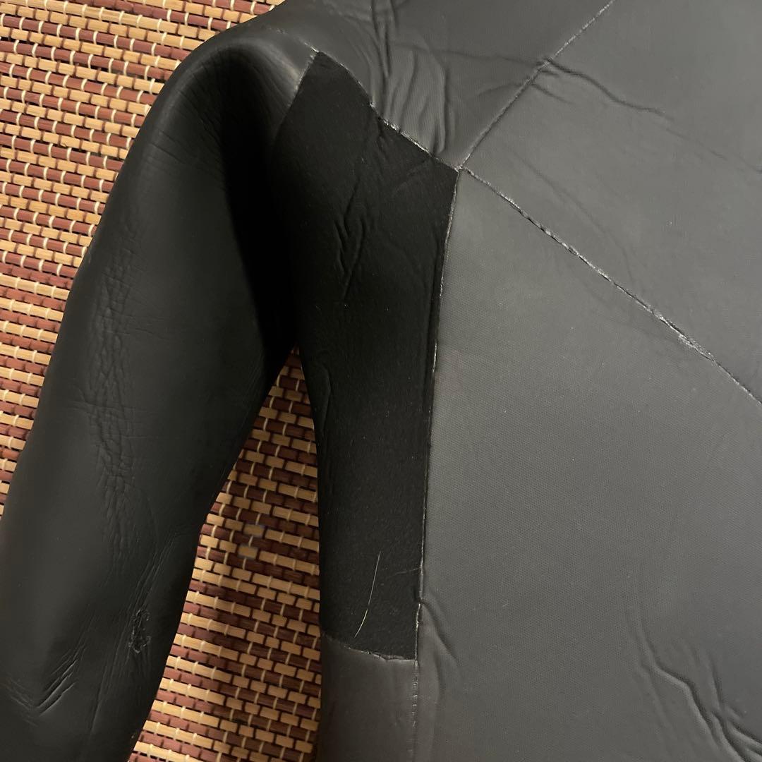 サーフィンウェットスーツ　セミドライロングチェストジップ　5✖️3mm Lサイズ