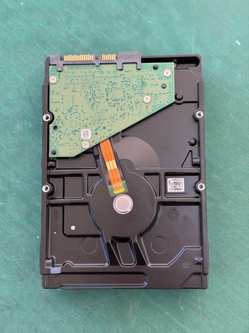 内蔵型ハードディスクドライブ 8TB HDD SEAGATE ST8000DM004