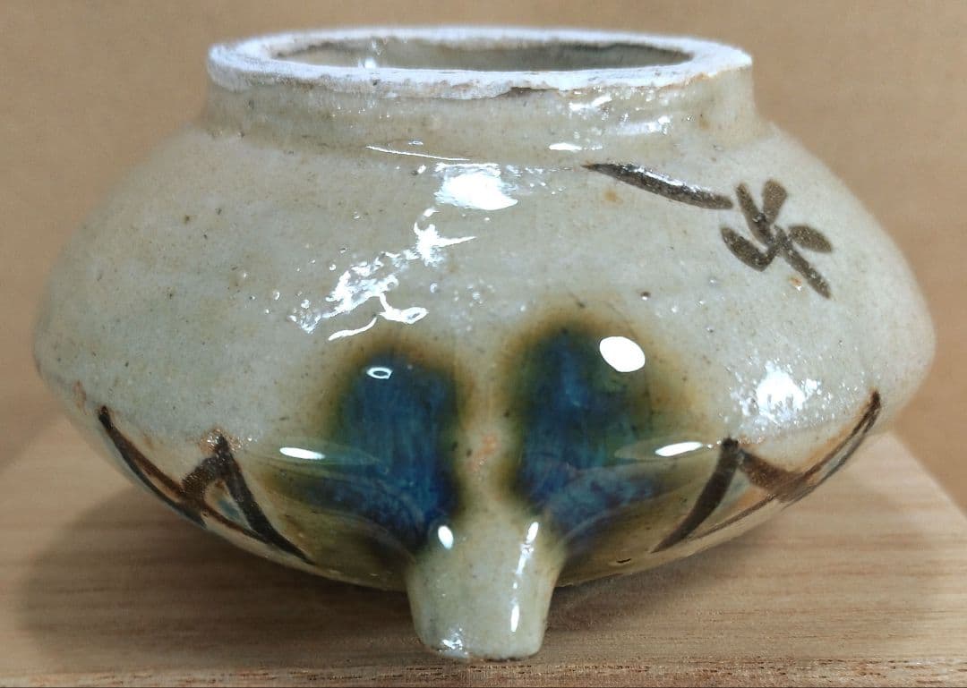 最高傑作【本物保証】金城次郎 水滴 共箱(本人書付）栞 笑魚紋水滴 ヤチムン壷焼