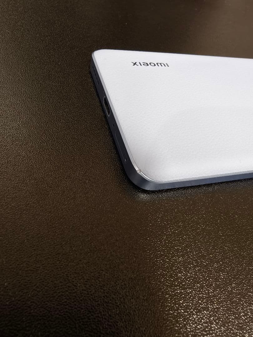 Xiaomi 13 TPro 256GB、耐衝撃ケース付き