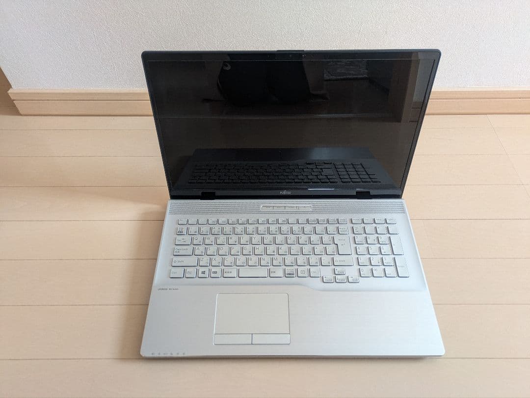 【17インチ大画面10世代】ノートPC 富士通 LIFEBOOK WN1/E2