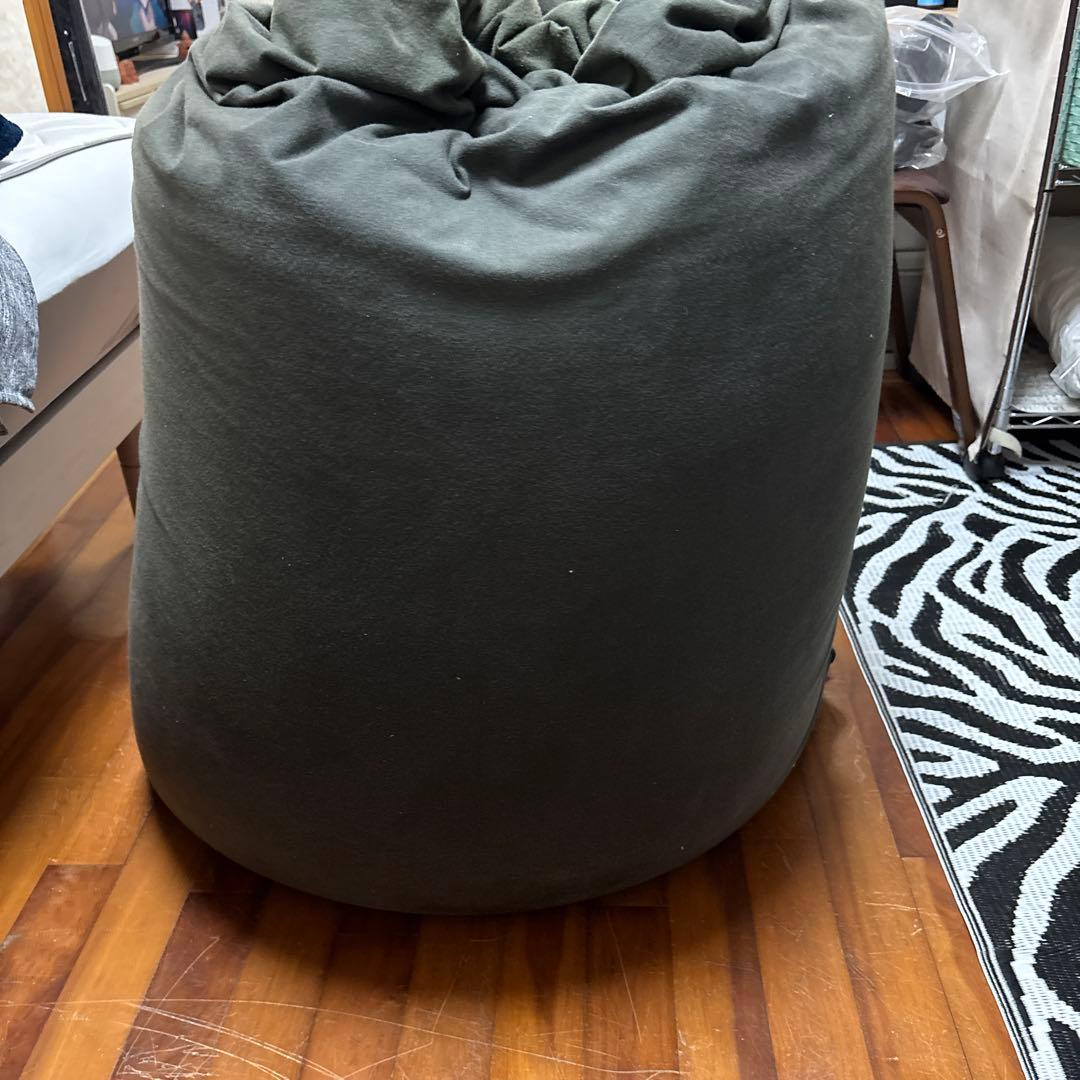 yoibo ダークグリーン ビーズクッション