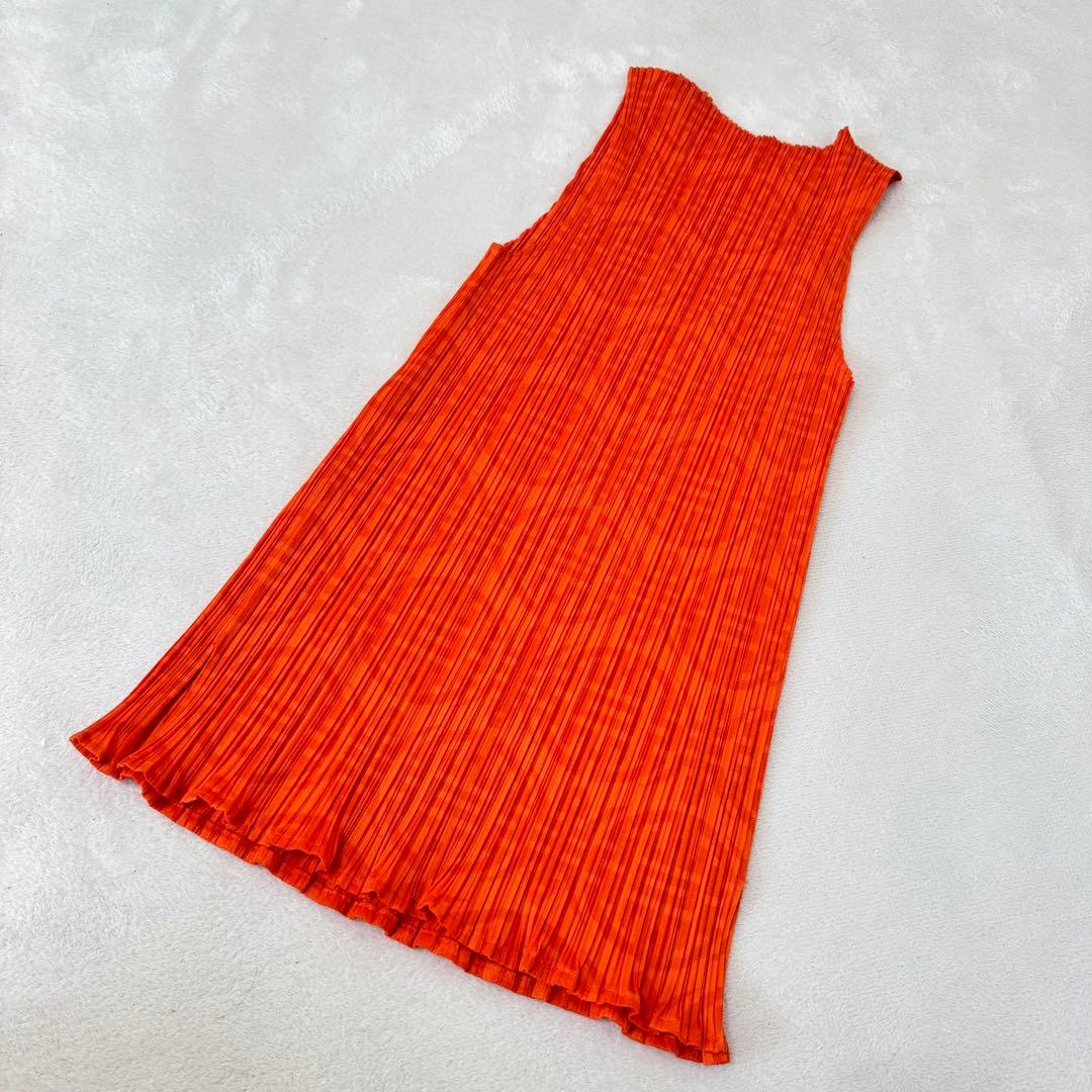 美品✨PLEATS PLEASE プリーツ　ノースリーブ　オレンジ　柄入り