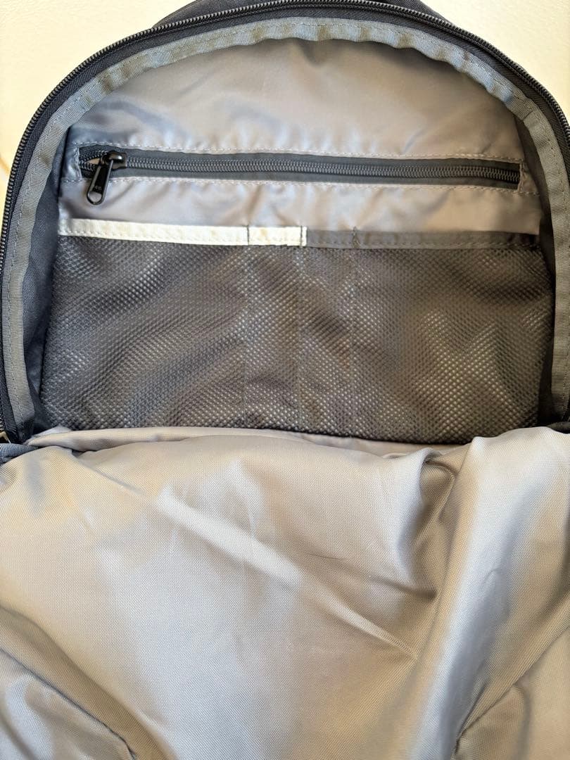 THE NORTH FACE VAULT ブラック リュック