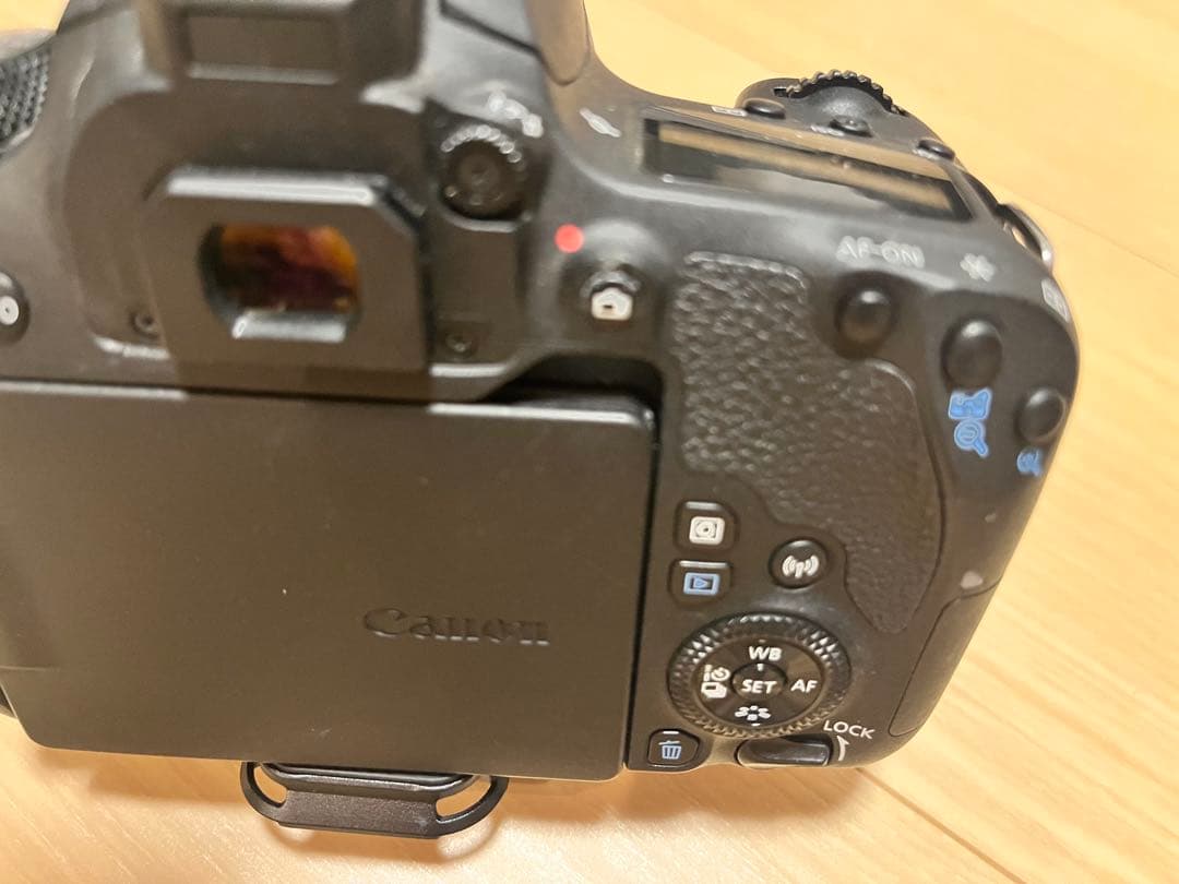 Canon EOS 9000D ダブルズームレンズ｜箱なし｜説明書あり｜美品