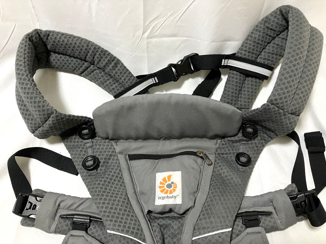 ergobaby オムニブリーズ OMNI breeze グラファイトグレー