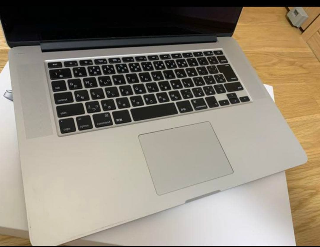 MacBook Pro 15.4インチretina ディスプレイMid 2012