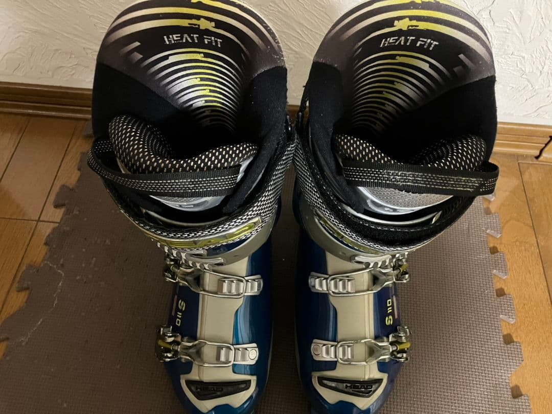 HEAD ヘッド　スキーブーツ　27cm〜27.5cm 足幅広め 履き心地ソフト