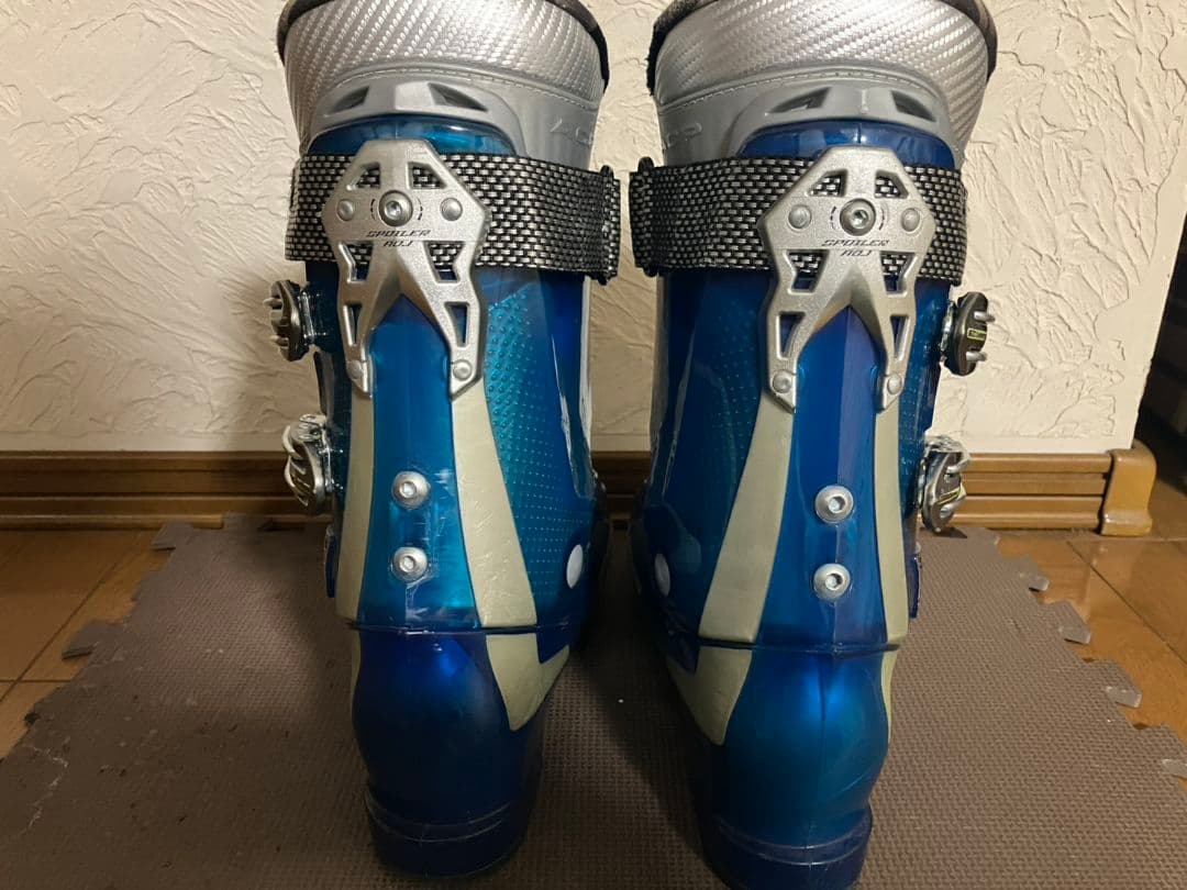 HEAD ヘッド　スキーブーツ　27cm〜27.5cm 足幅広め 履き心地ソフト