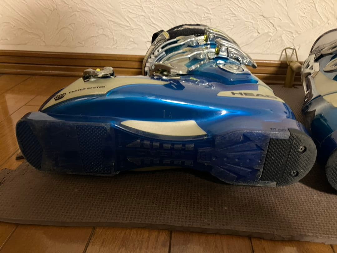 HEAD ヘッド　スキーブーツ　27cm〜27.5cm 足幅広め 履き心地ソフト