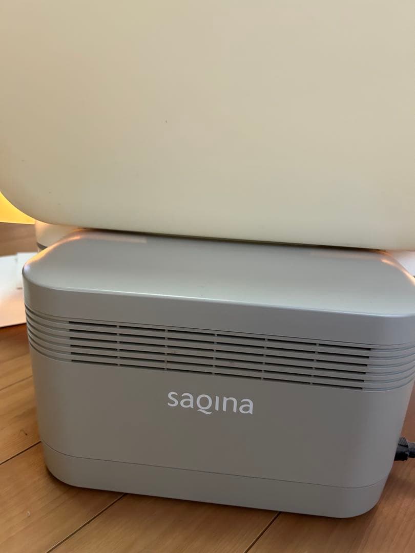 SAQINA　サキナ　ビジュー　美顔器　ホームエステ スチーム　赤外線