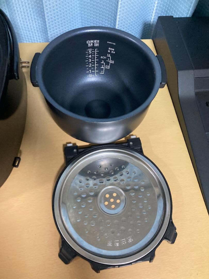 ★美品★２2年製 TIGER JPW-H100 炊きたてIH炊飯器 5.5合炊き