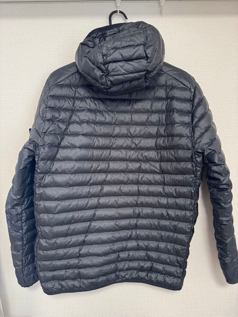 STONE  ブラック ライトダウンジャケット Ｍ