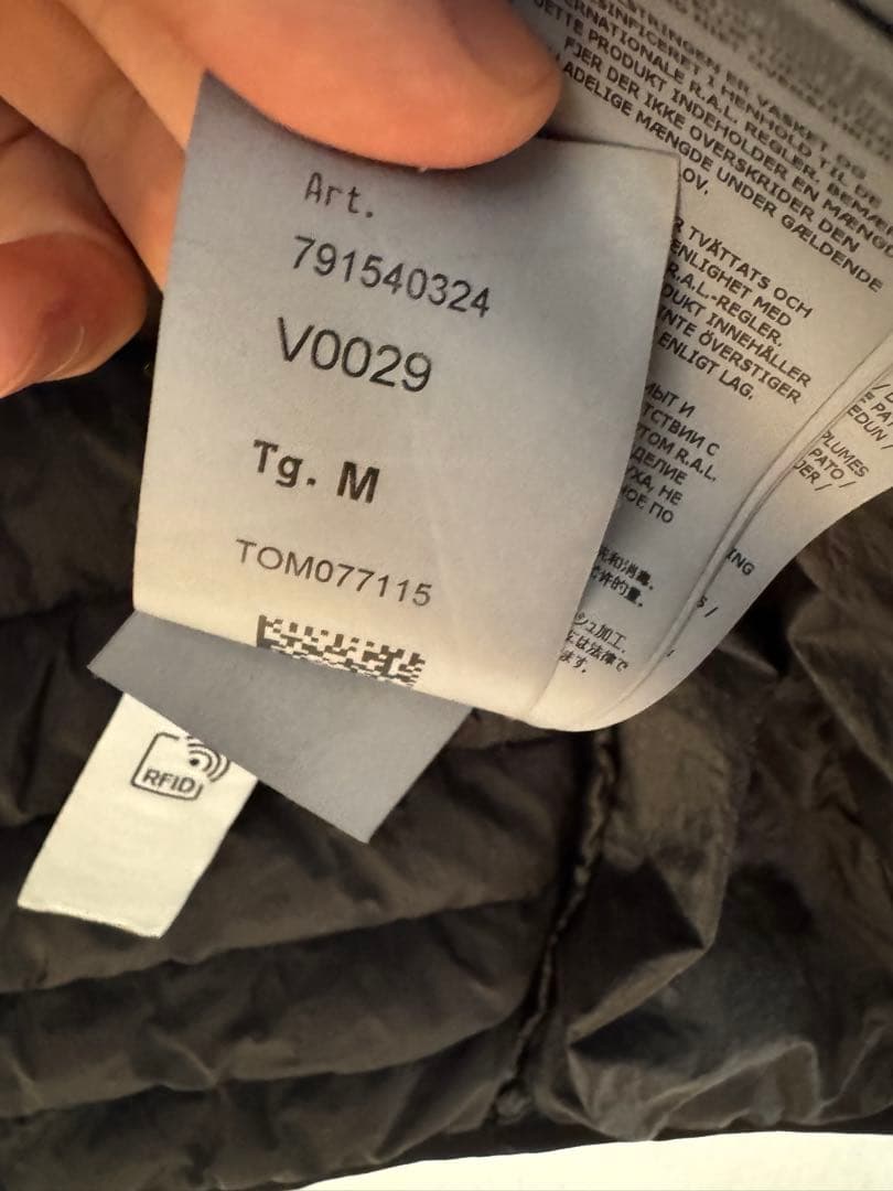 STONE  ブラック ライトダウンジャケット Ｍ