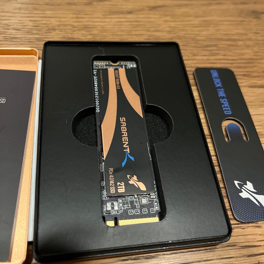 SABRENT Rocket 2TB NVME SSD最大5500MB/秒