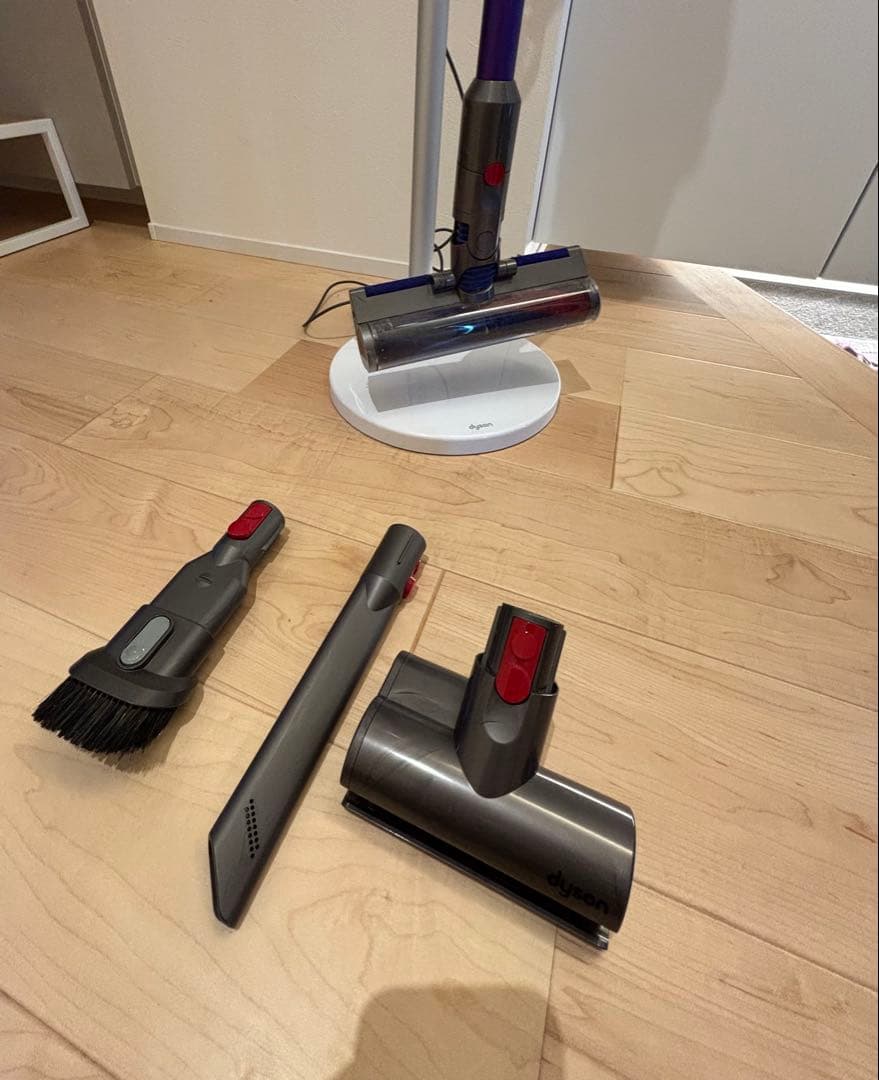 Dyson Digital Slim Fluffy (SV18 FF H) 本体