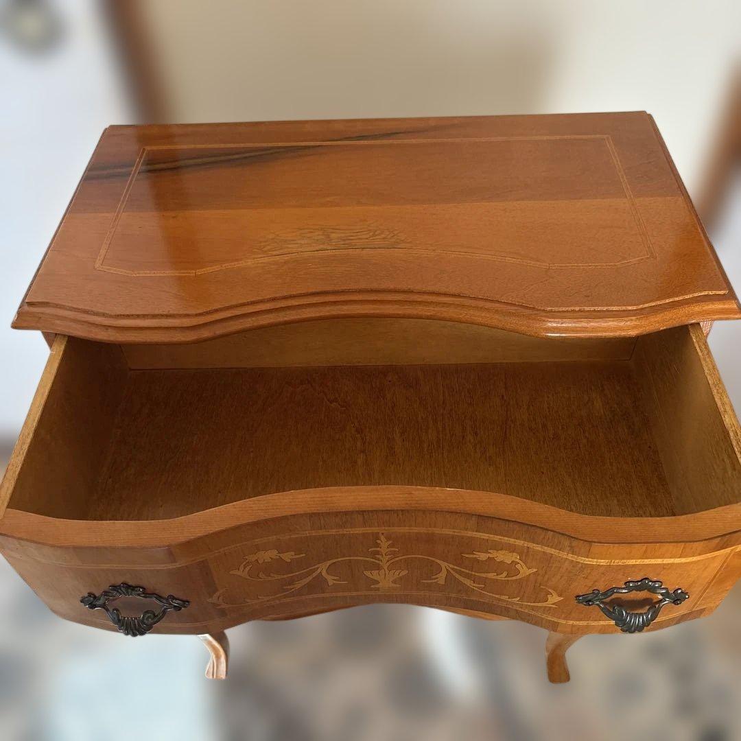 イタリア　象嵌細工 木製チェスト 3段 引き出し付き　サイドボード