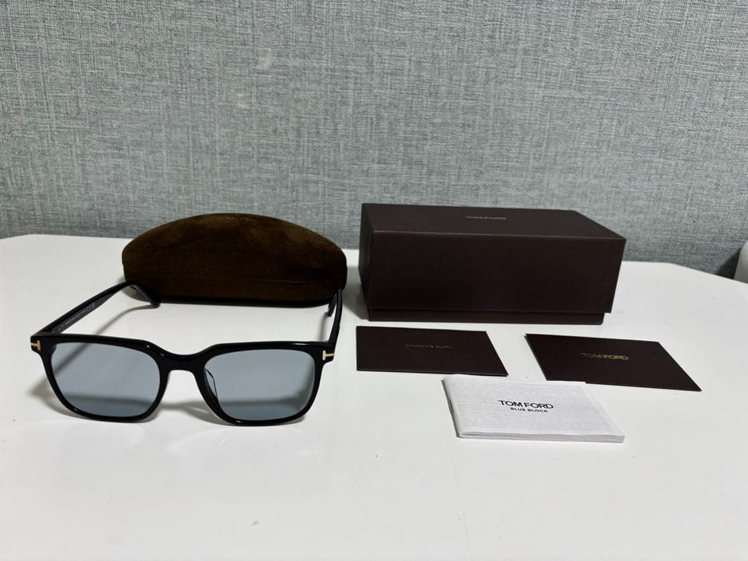 トムフォード　サングラス　FT5818 アジアンフィット