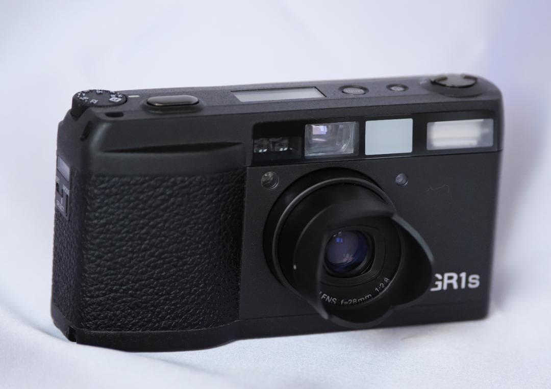 【名品】Ricoh GR1s コンパクトフィルムカメラ ブラック (動作確認済）