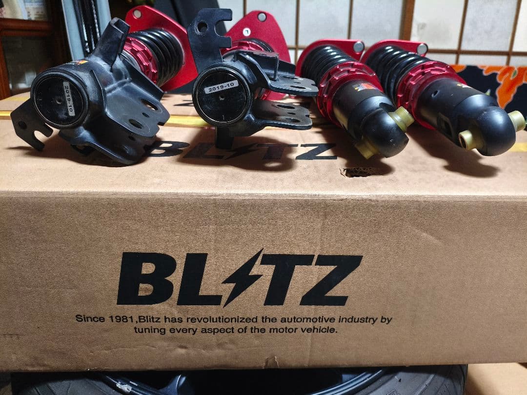 BLITZ DAMPER-ZZR 車高調　86 BRZ
