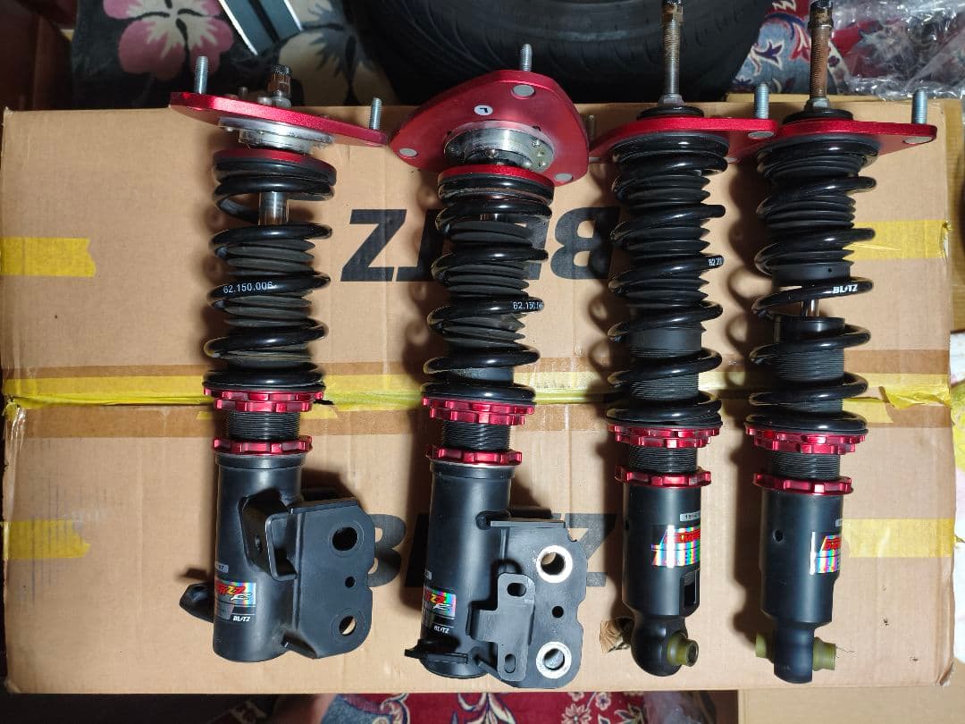 BLITZ DAMPER-ZZR 車高調　86 BRZ