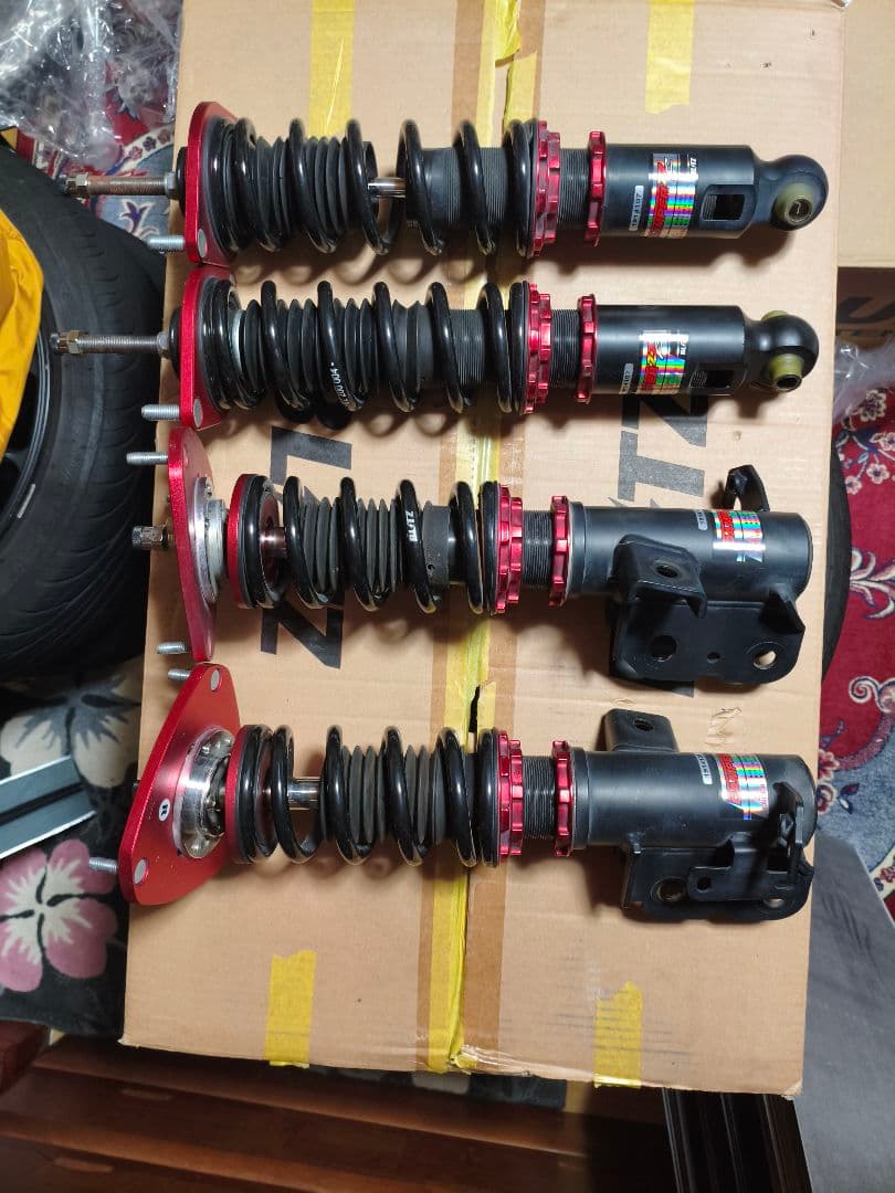 BLITZ DAMPER-ZZR 車高調　86 BRZ