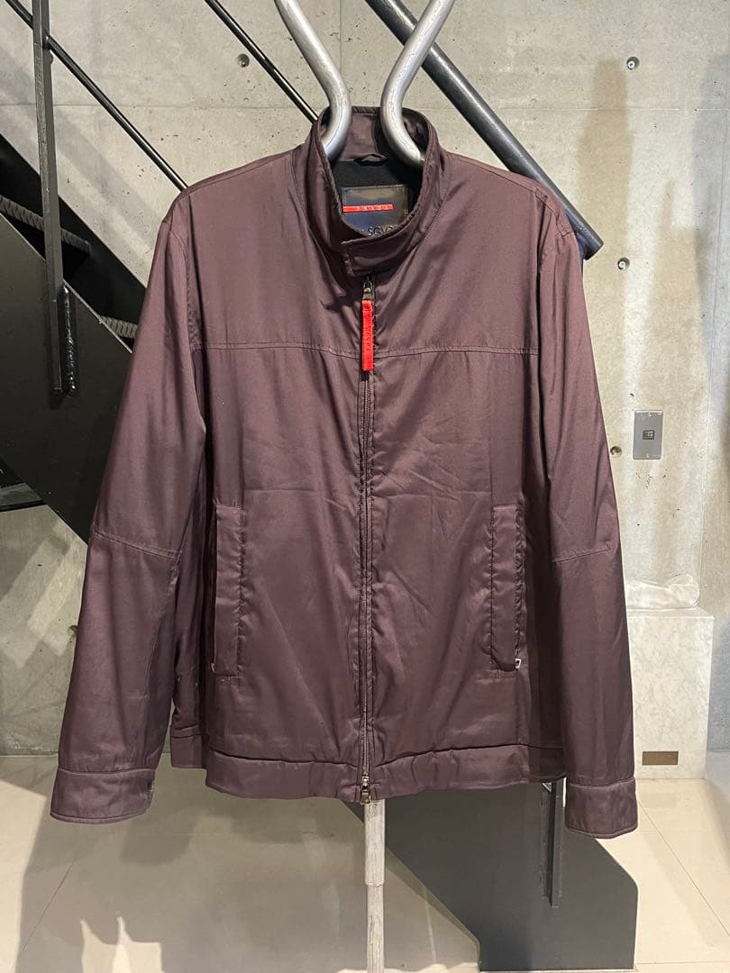 prada パッカブル　ナイロン　ジャケット　プラダ　スポーツ　sports