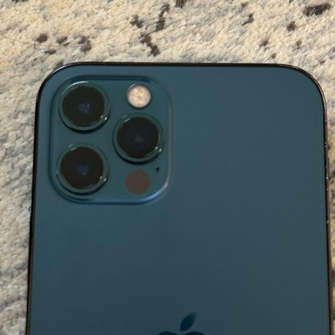 Apple iPhone 12 Pro 本体　青色