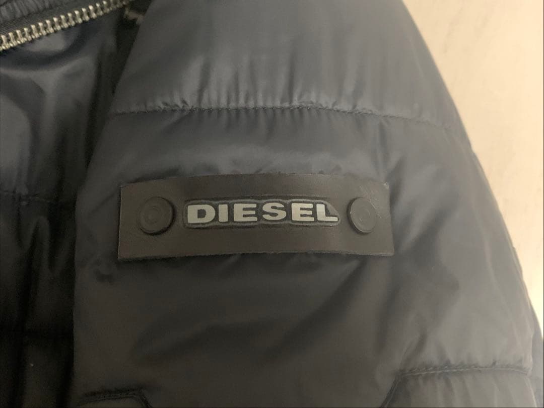 DIESEL 男性用　XL 美品　黒 キルティング ダウンジャケット