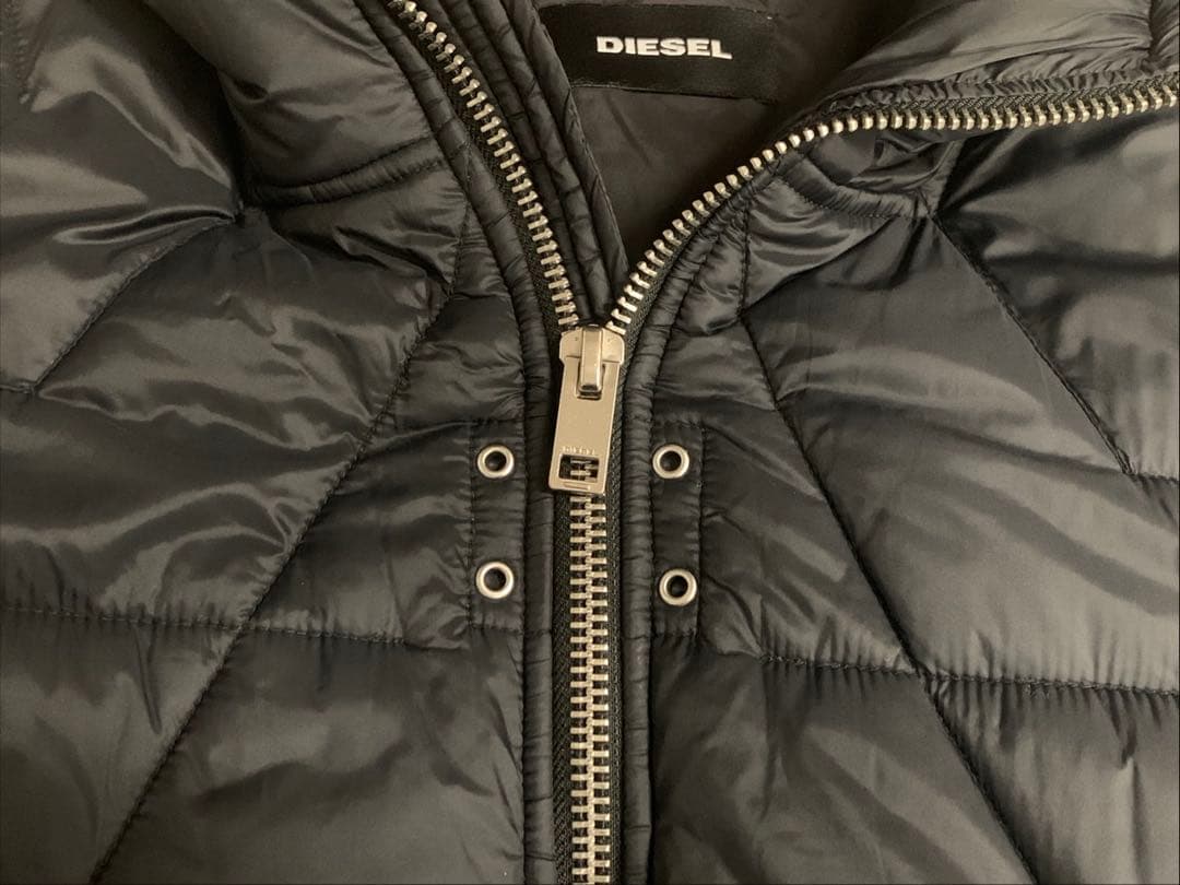 DIESEL 男性用　XL 美品　黒 キルティング ダウンジャケット