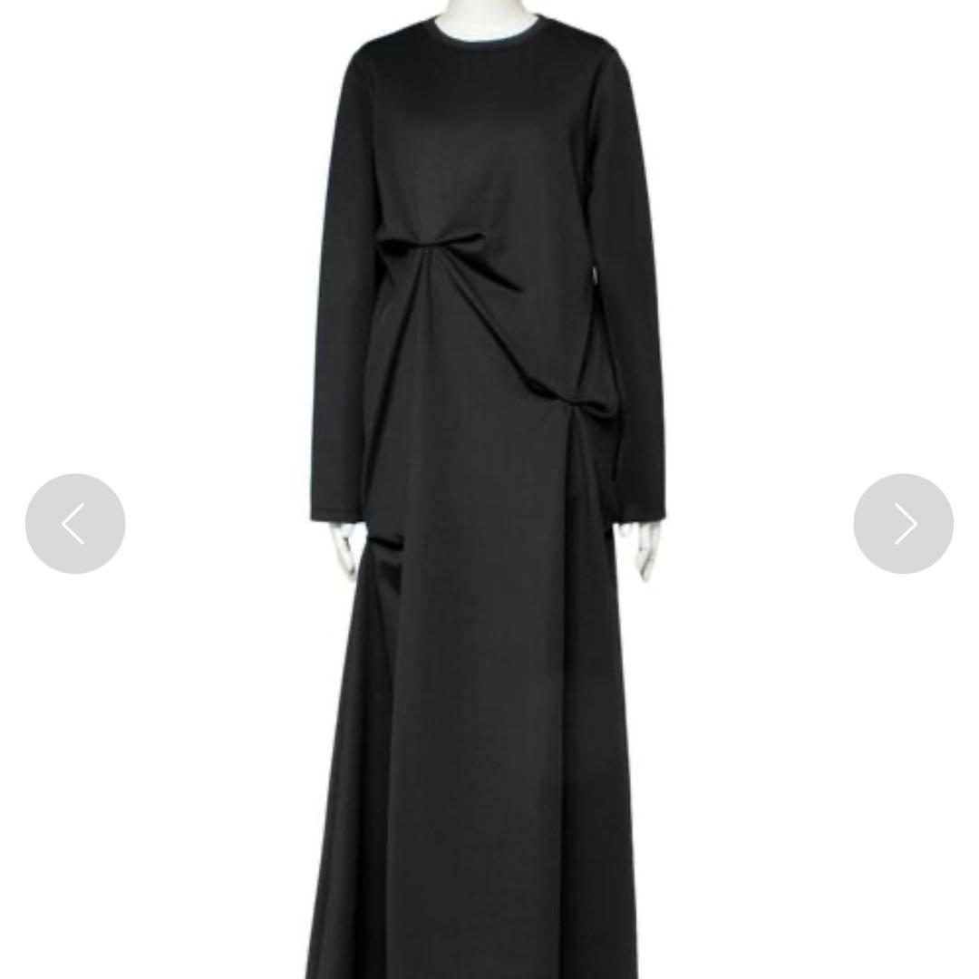 ブラックロングワンピース 長袖 UN3D