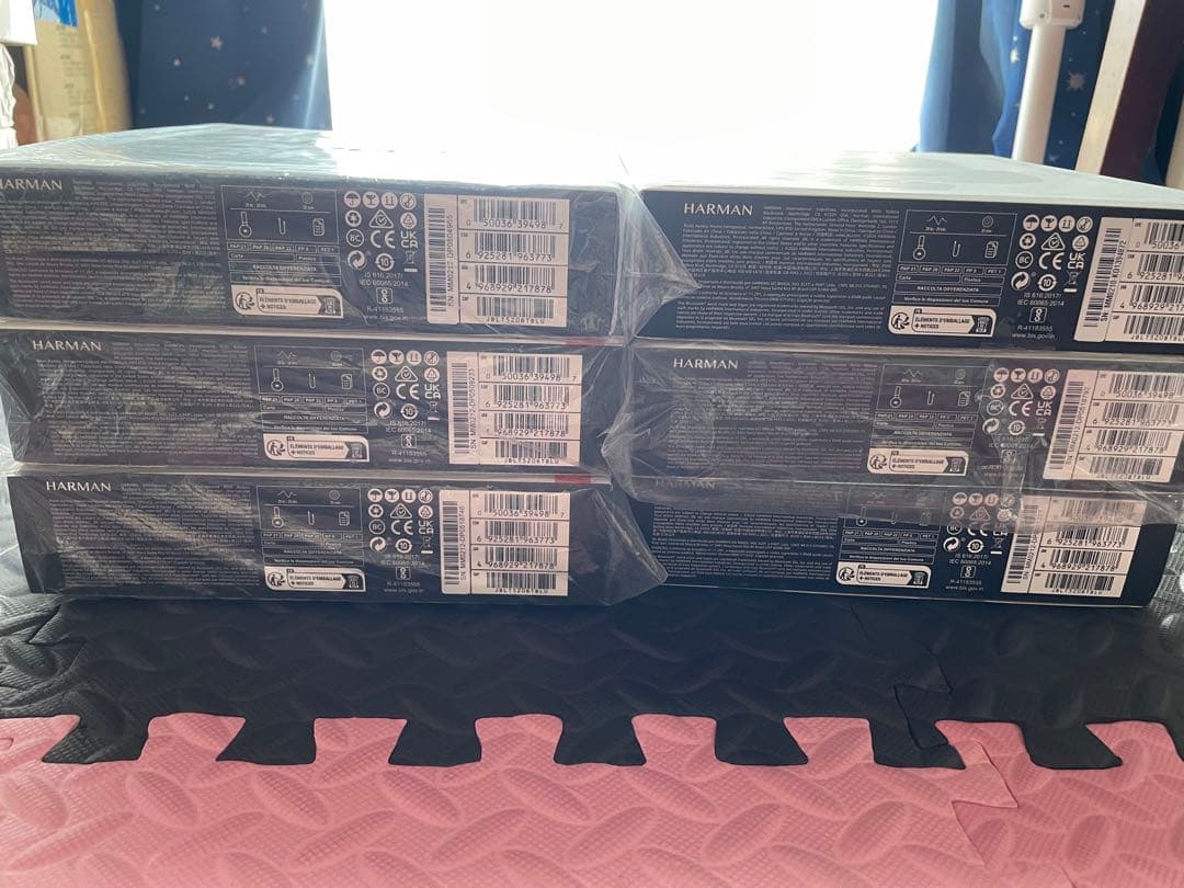 JBL Tune 520BT ワイヤレスヘッドホン ホワイトとブラックで12個