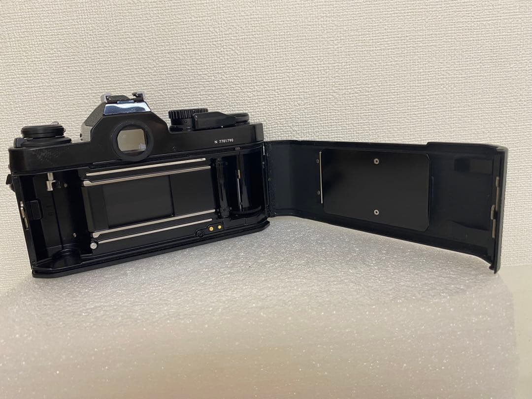 フィルムカメラ Nikon New FM2 BLACK BODY
