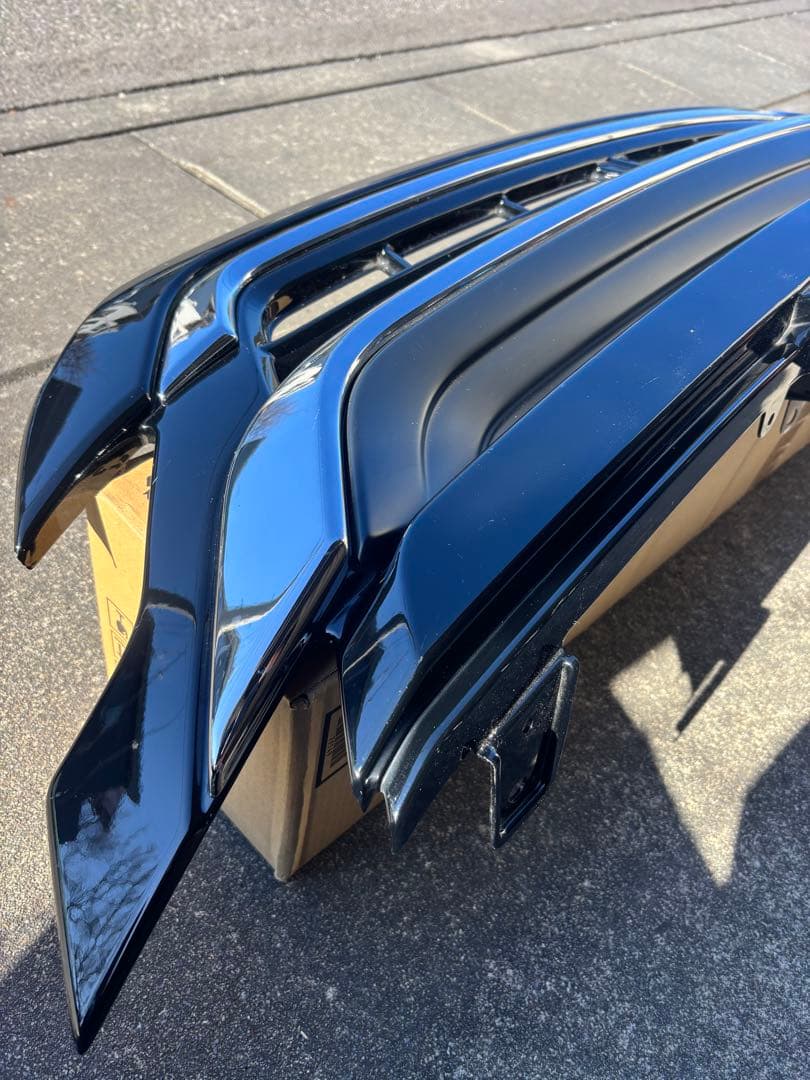 ヴェルファイア30系前期モデリスタフロントグリル✨