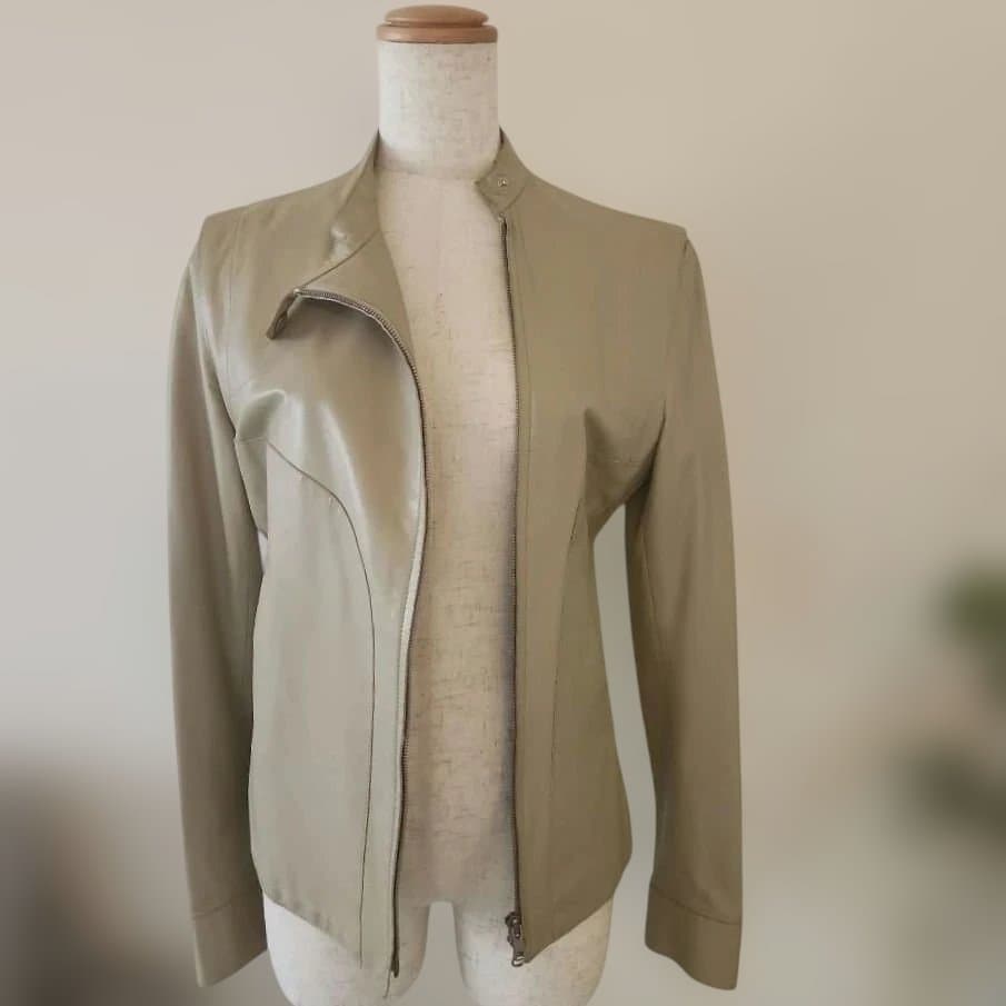 ☆彡コスチュームナショナルの柔らかいレザージャケット/ベージュ38/S〜M相当