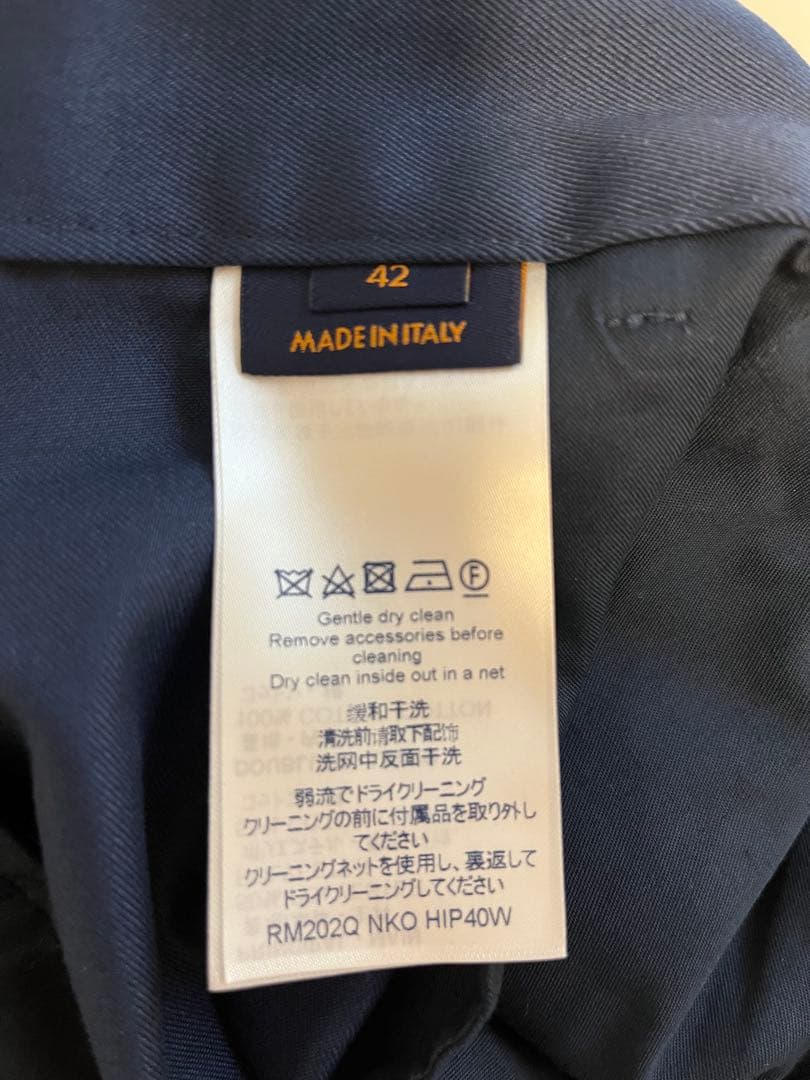 LOUIS VUITTON ブルーショートパンツ サイズ42 ほぼ新品 数回着用
