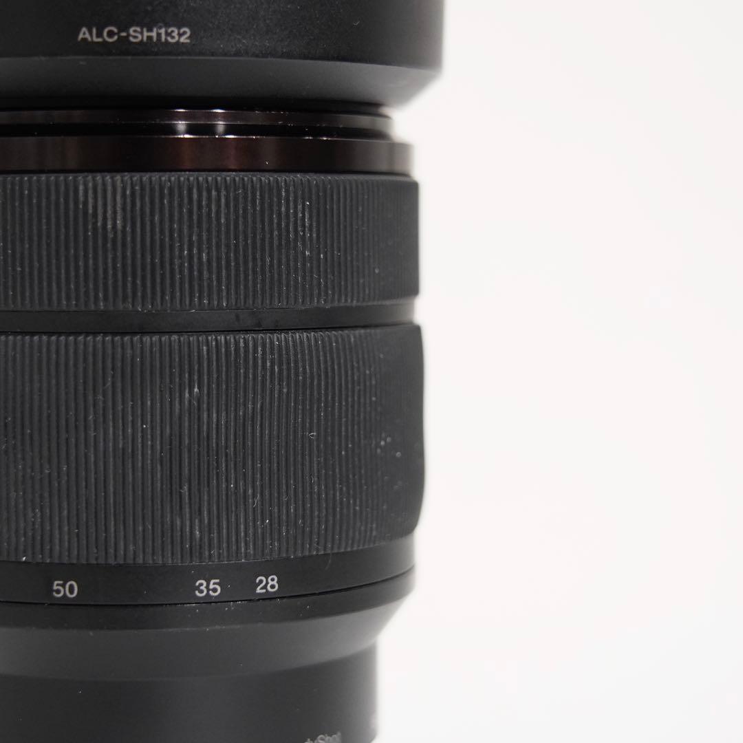 SONY FE28-70mm F3.5-5.6 ND、マクロフィルター付き