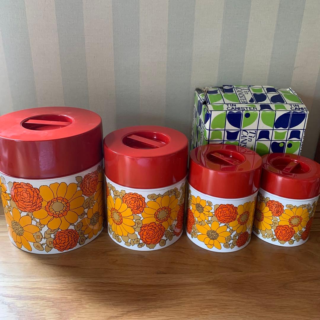 未使用 レア レトロ レトロポップ 4個 入れ子 ティン缶 キャニスター 花柄