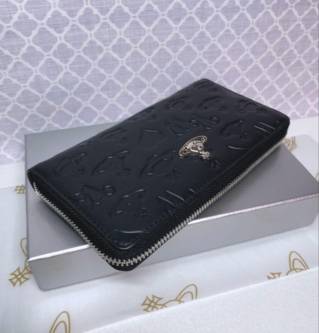 【内側に素敵な柄✩】Vivienne Westwood 長財布 マット 黒