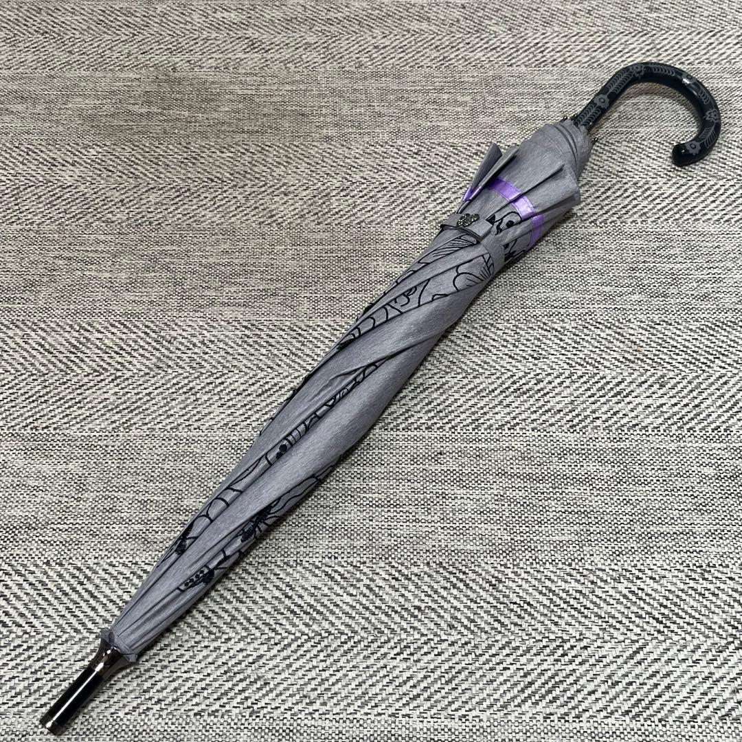 美品　ANNA SUI アナスイ　刺繍蝶柄　パゴタ傘　UV日傘